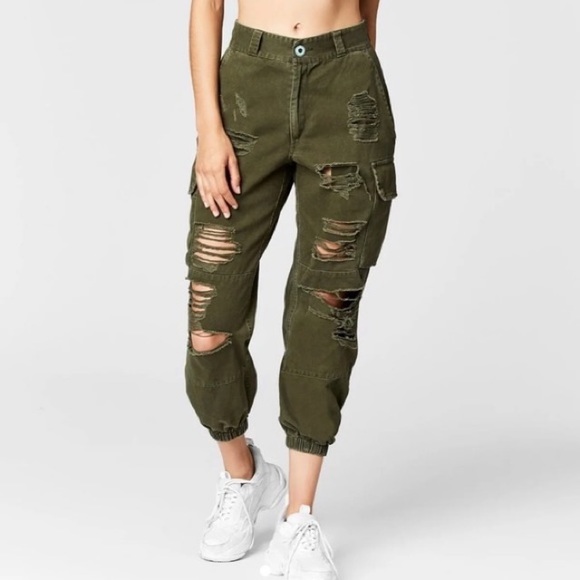 LF Pants - NWOT LF CARMAR Olive Cargo Pants
